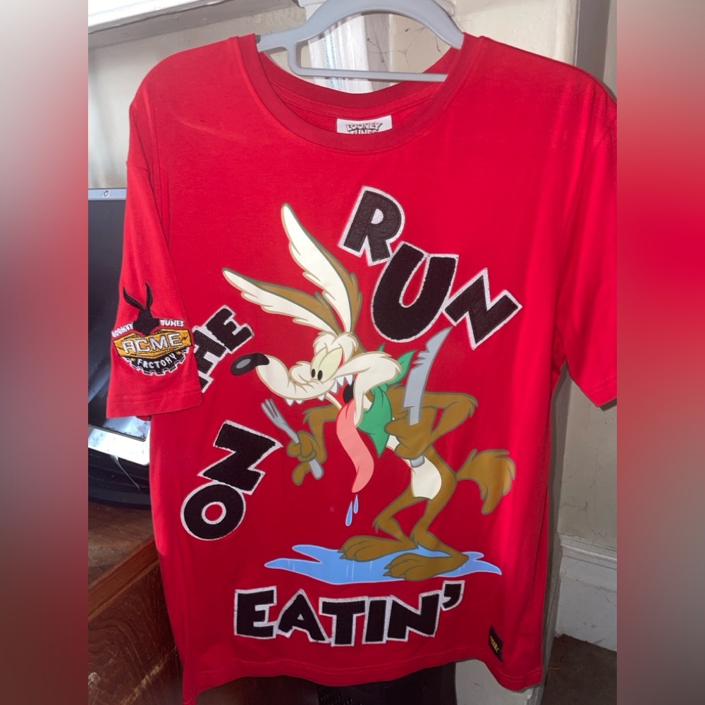 Looney Tunes Graphic Tee